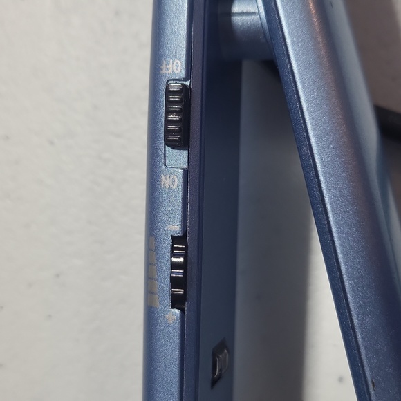 BELSON PRO 1" Blue Flat Iron Model BP2042 - Picture 4 of 10